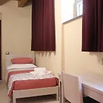 Guest house Dimora Del Corso 4*